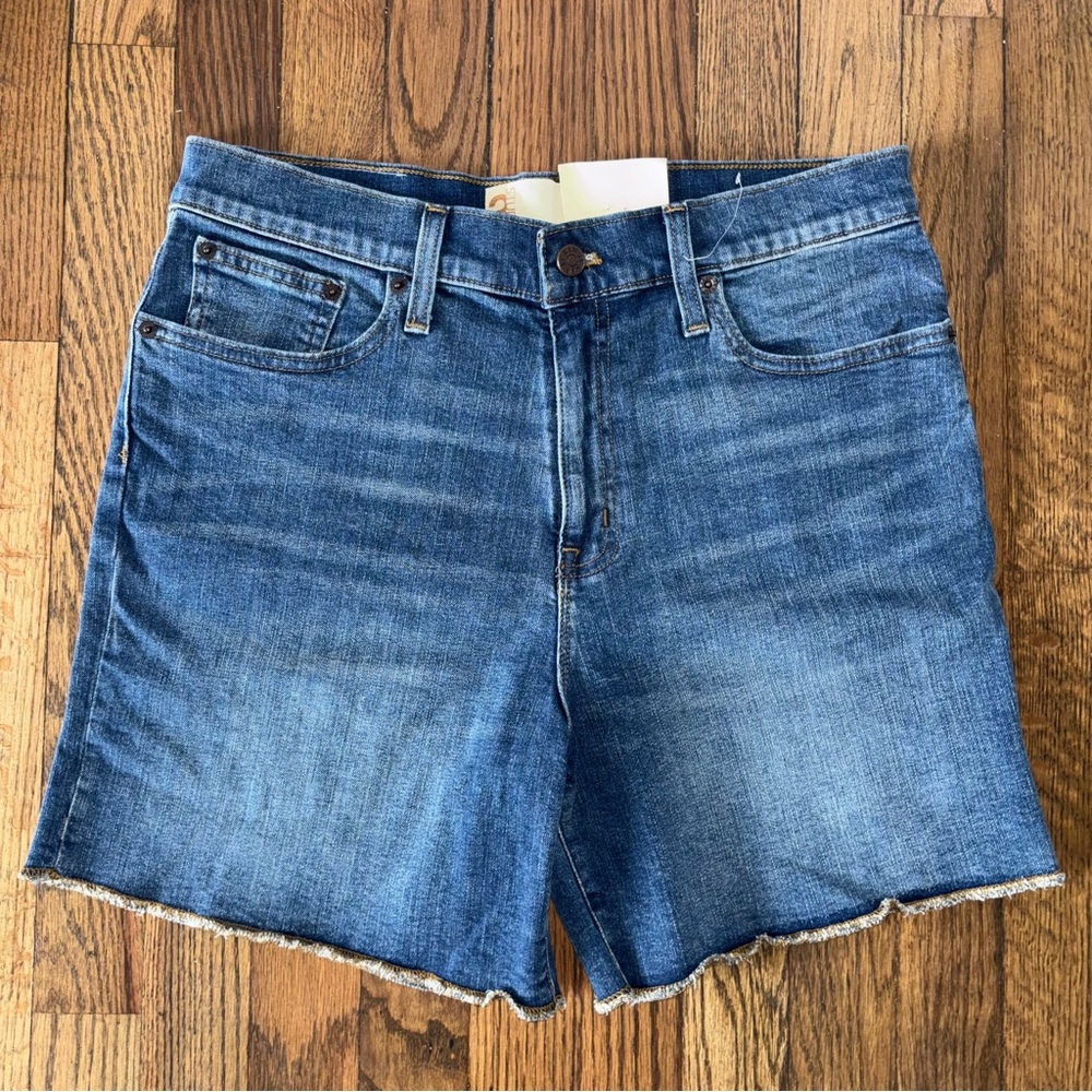 Studio 3 Premium Denim Supply Women's Shorts Size 7 / W 32